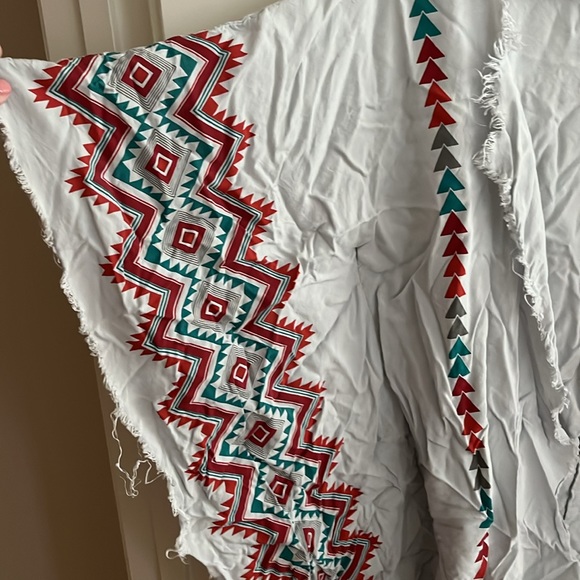 Patterned Poncho - Picture 2 of 2